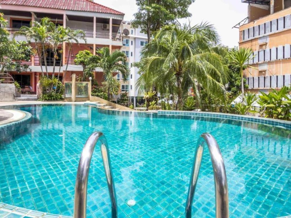 Baan Lukkan Patong Resort Пхукет Экстерьер фото